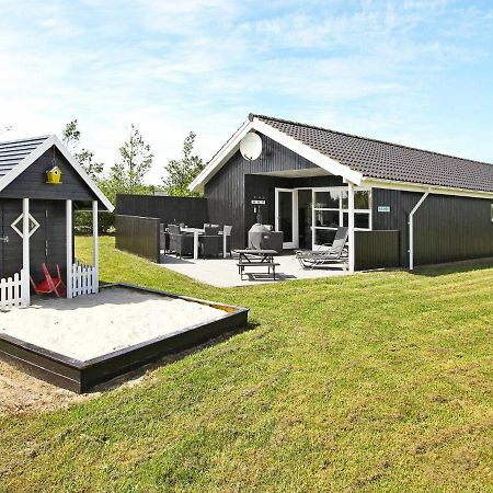 Holiday Home Lyngvej IV Fjerbaek Luaran gambar