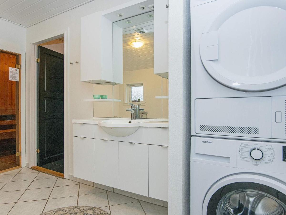 Holiday Home Lyngvej IV Fjerbaek Luaran gambar